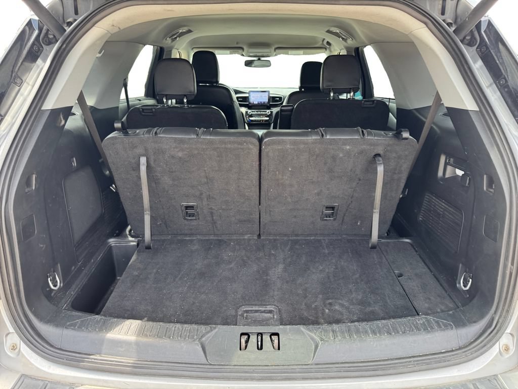 Used 2023 Ford Explorer Limited AWD/4WD image 10