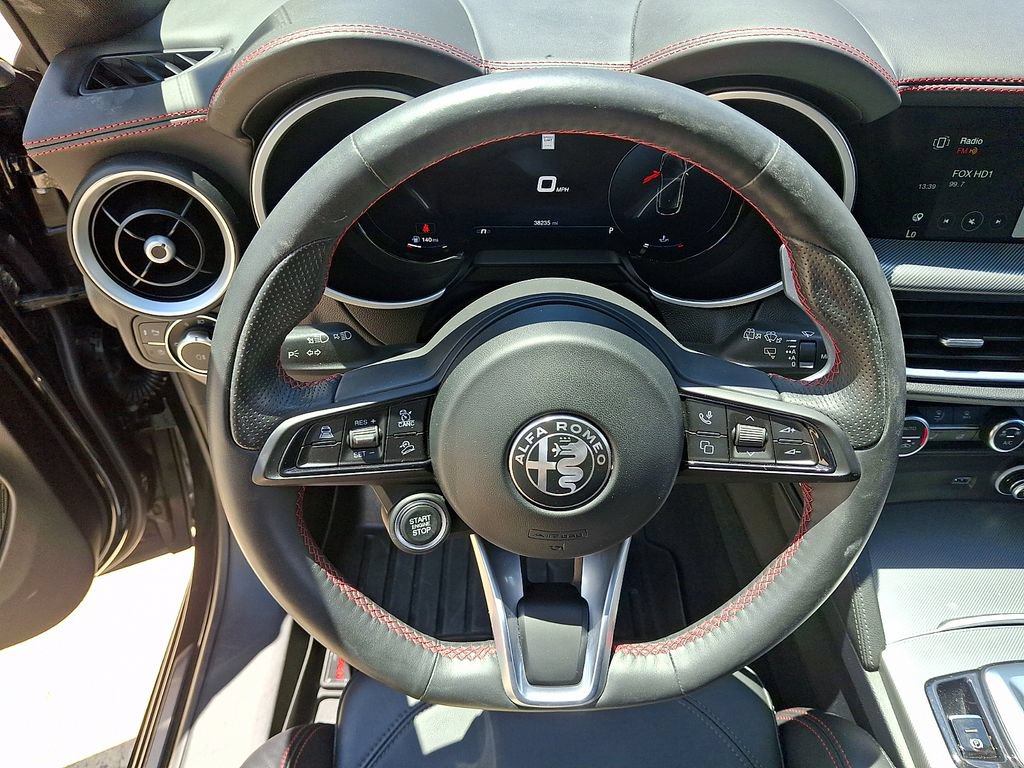 Used 2024 Alfa Romeo Stelvio AWD image 20