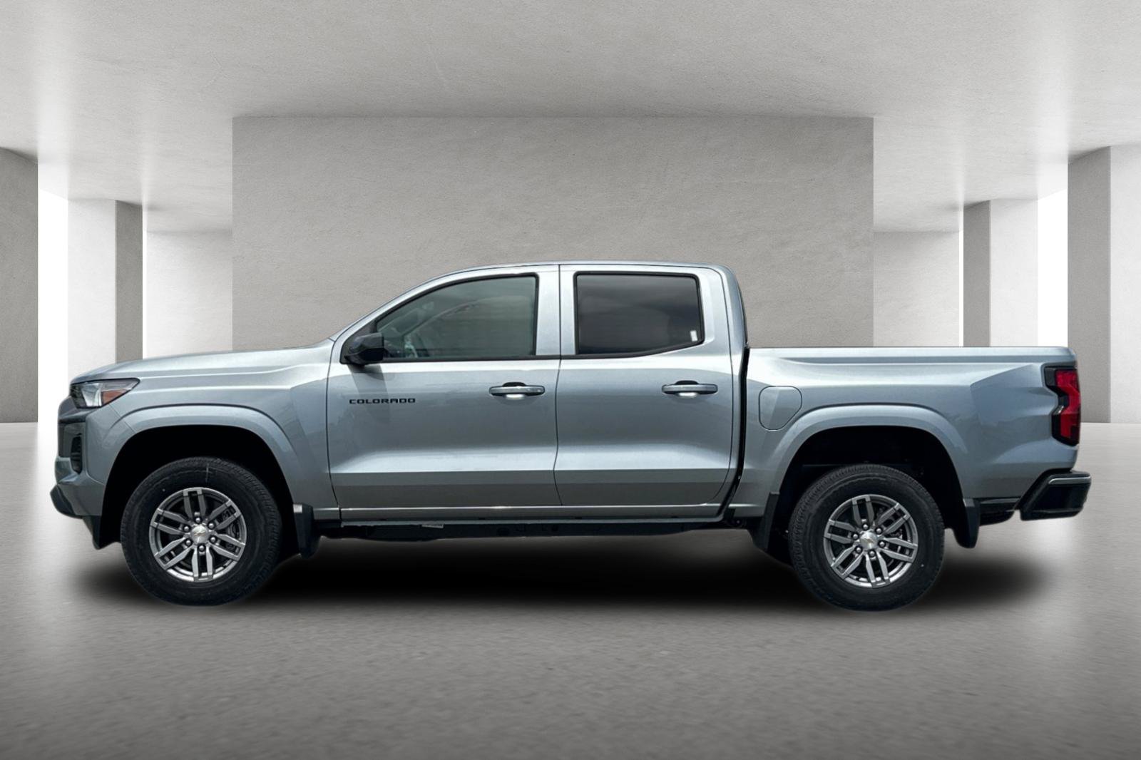 Used 2026 Chevrolet Colorado LT w/ LPO, Pro Essentials Package RWD image 7