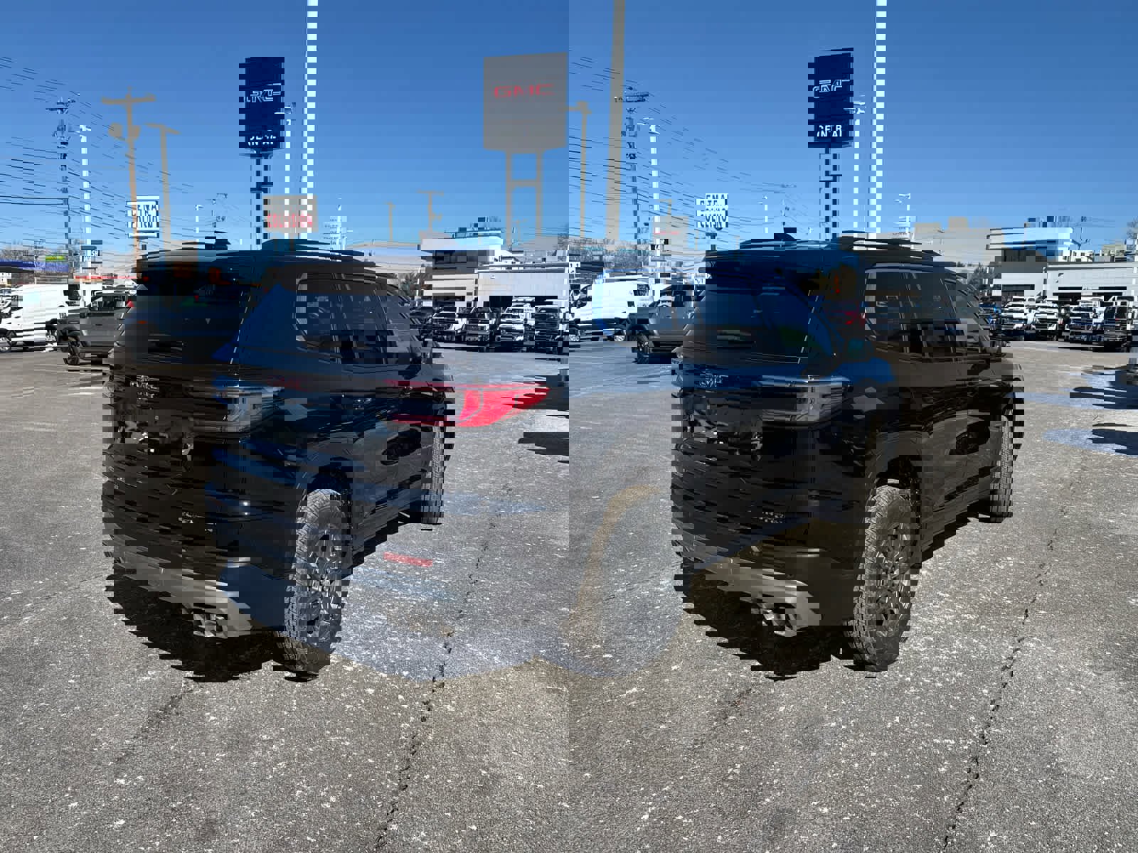 New 2026 GMC Acadia Elevation image 7