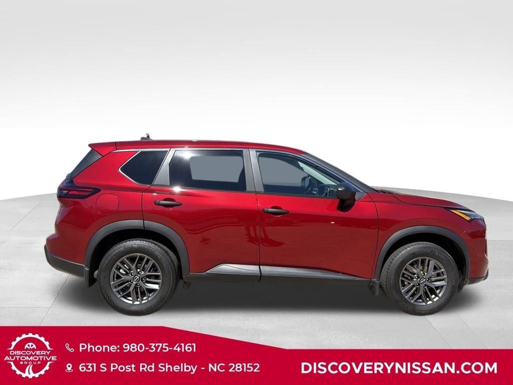Certified 2025 Nissan Rogue S AWD/4WD image 5