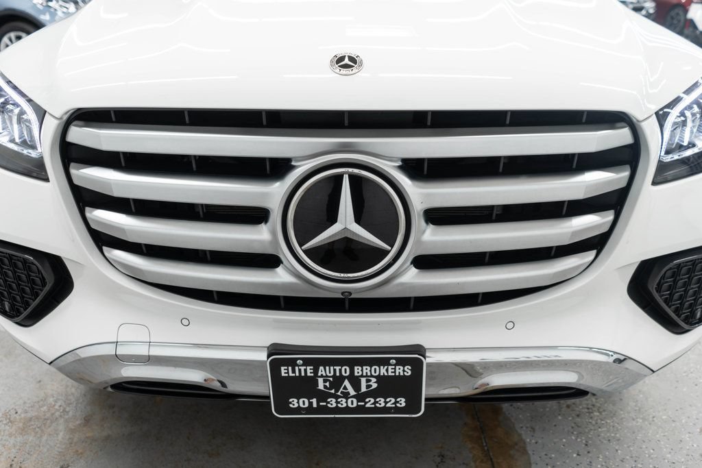 Used 2025 Mercedes-Benz GLS 450 4MATIC image 45