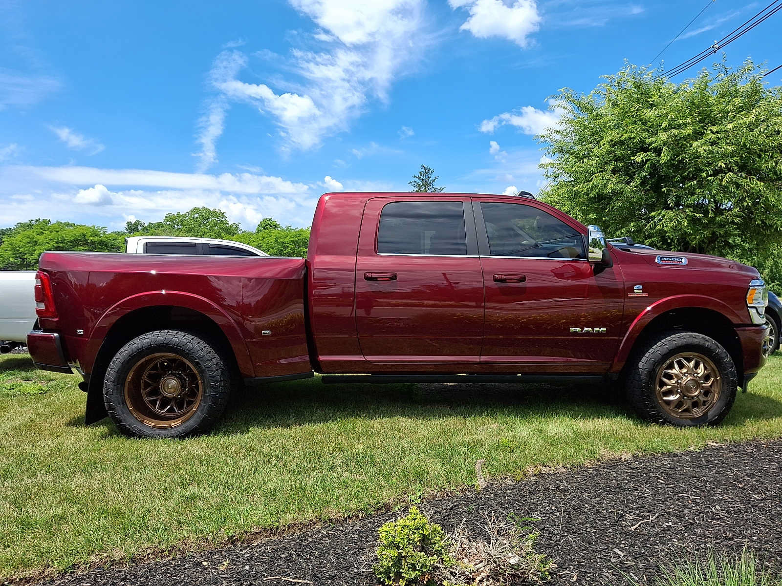 Used 2024 RAM 3500 Limited w/ Towing Technology Group AWD/4WD image 7