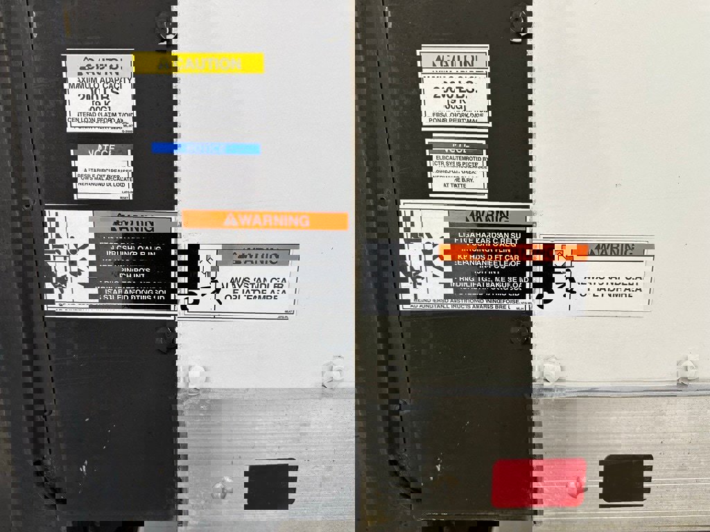 Used 2022 Chevrolet Express 3500 w/ Power Convenience Package image 34