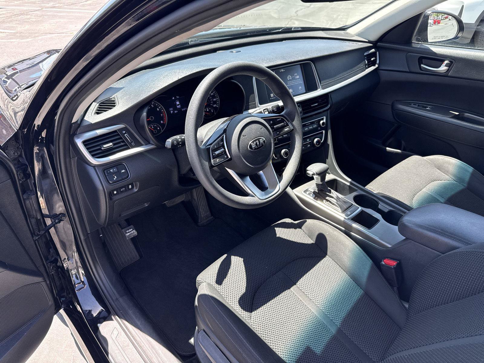 Used 2019 Kia Optima LX FWD image 12