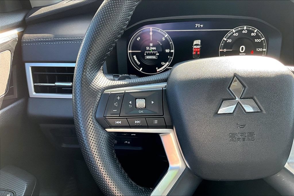 Used 2024 Mitsubishi Outlander 4WD Plug-In Hybrid image 18