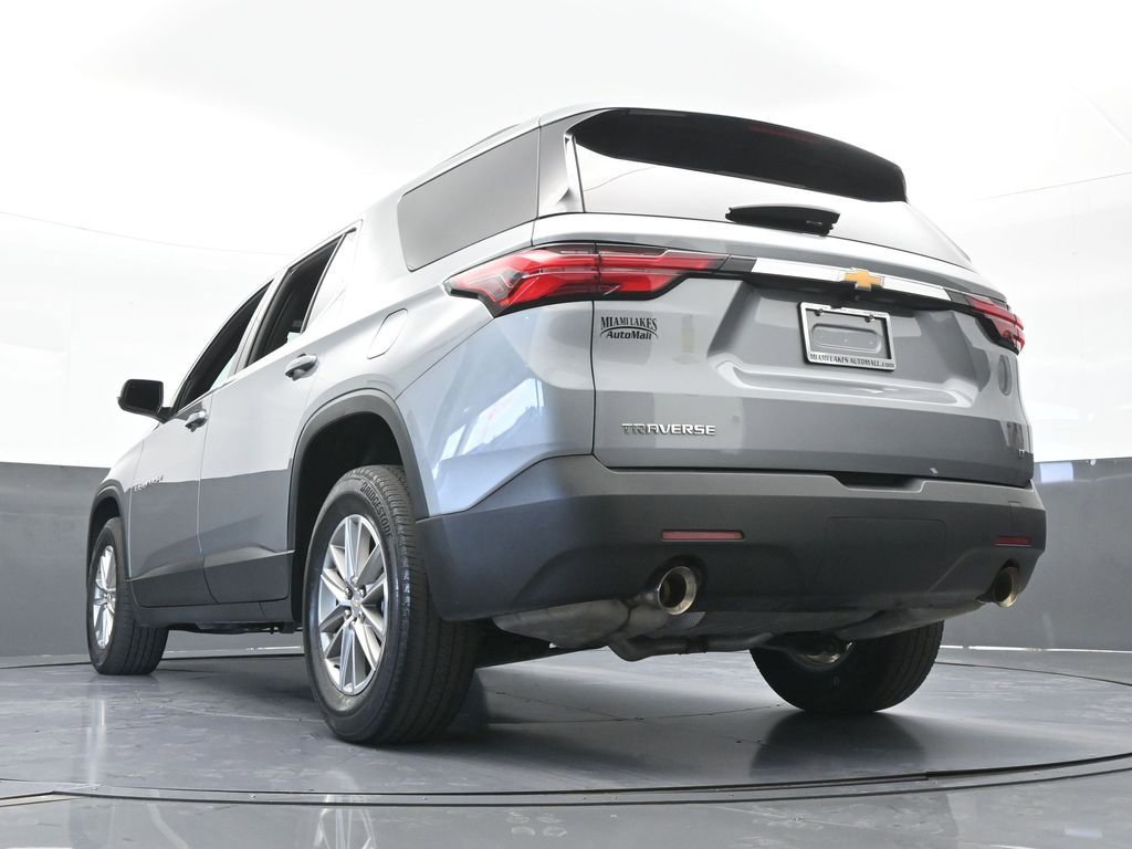Used 2023 Chevrolet Traverse LT image 54