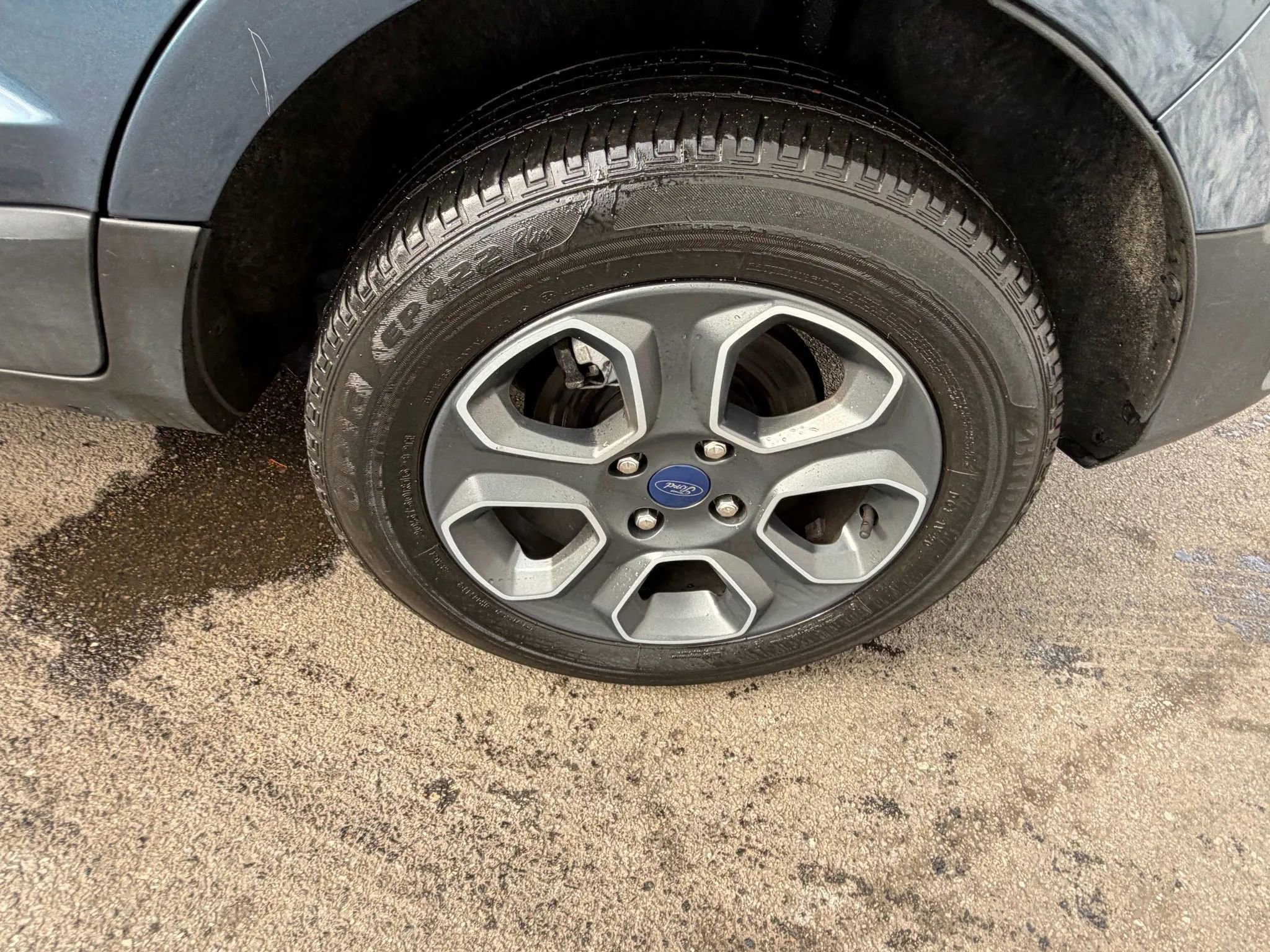 Used 2021 Ford EcoSport S image 9