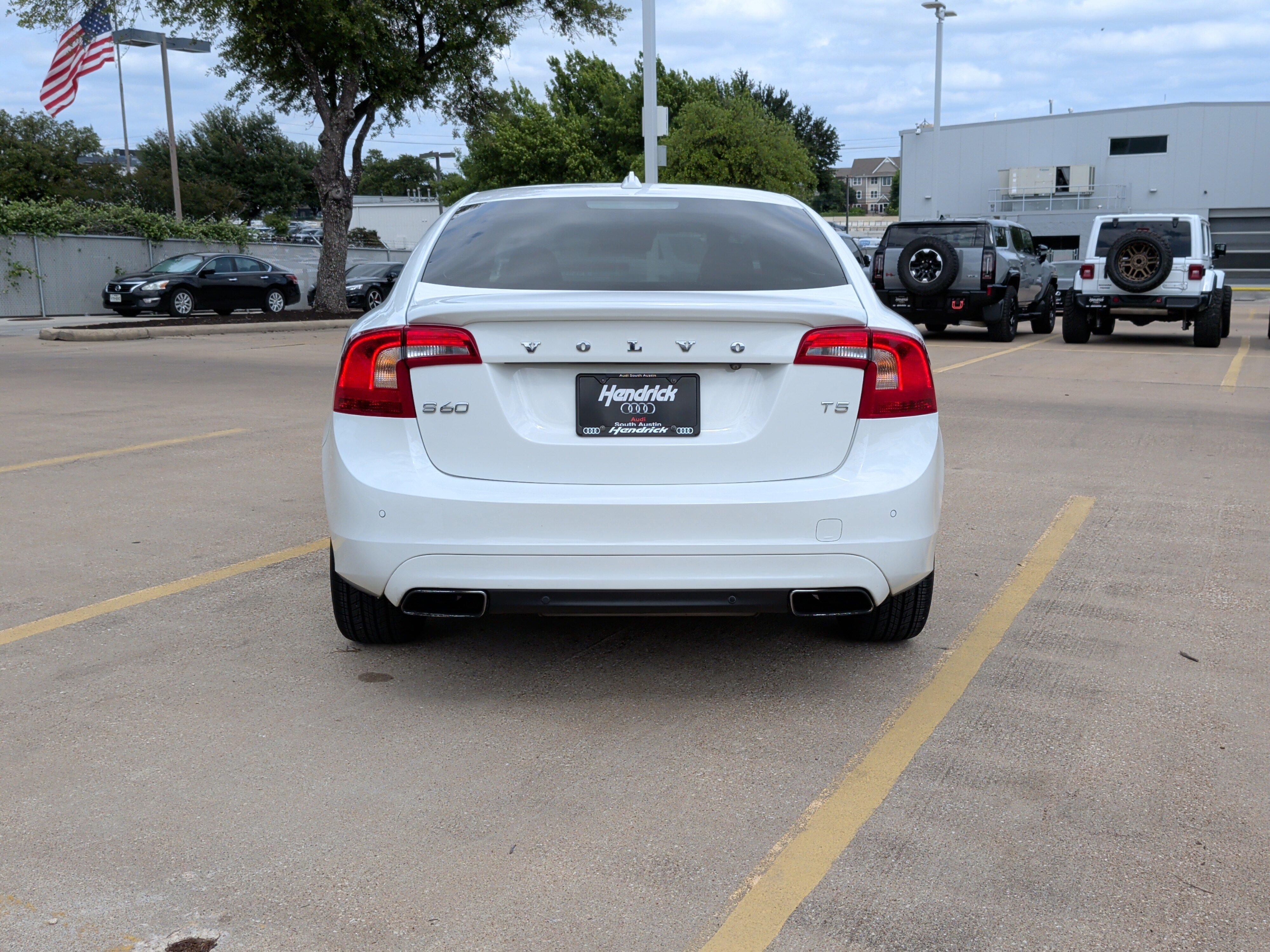 Used 2016 Volvo S60 T5 Premier w/ Convenience Package FWD image 9