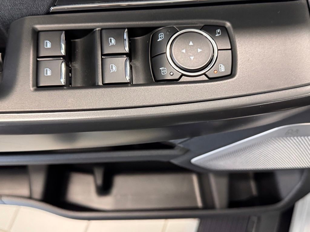 New 2025 Ford F150 Lariat w/ Equipment Group 502A High image 14