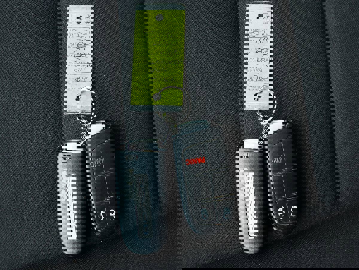 Used 2020 Dodge Durango SXT image 59