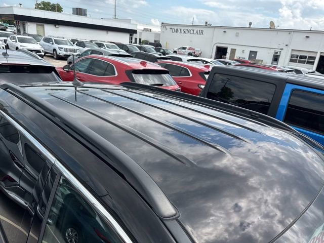 Used 2023 Jeep Compass Limited AWD/4WD image 10