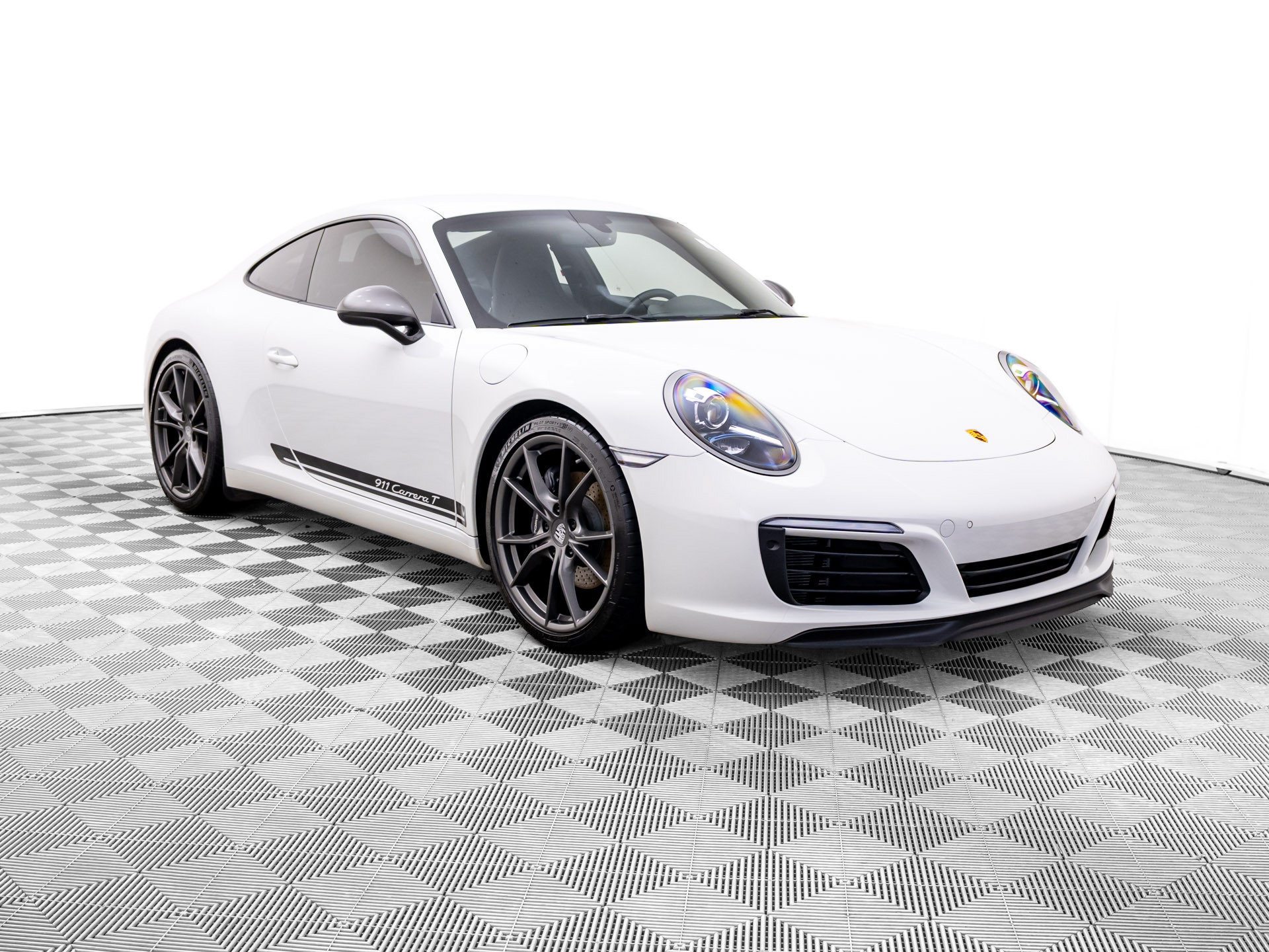 Used 2019 Porsche 911 Carrera T RWD image 6