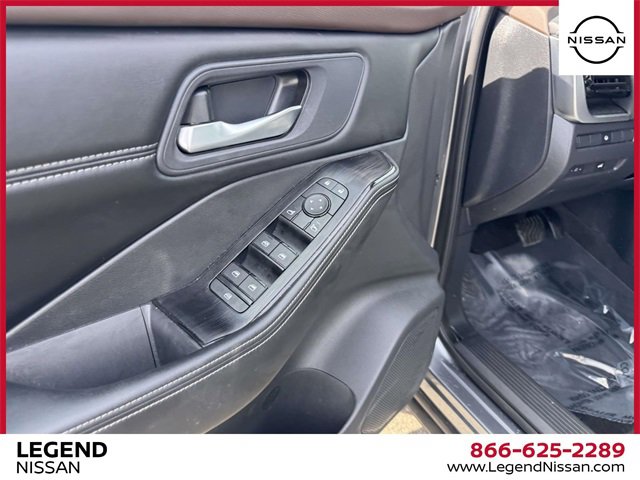 Certified 2023 Nissan Rogue SV w/ SV Premium Package image 13