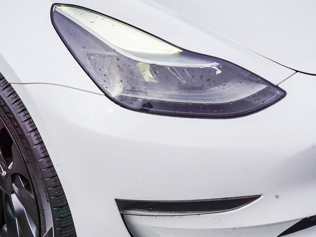 Used 2021 Tesla Model 3 Standard Range Plus image 10