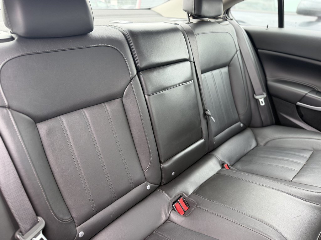 Used 2012 Buick Regal Premium FWD image 11