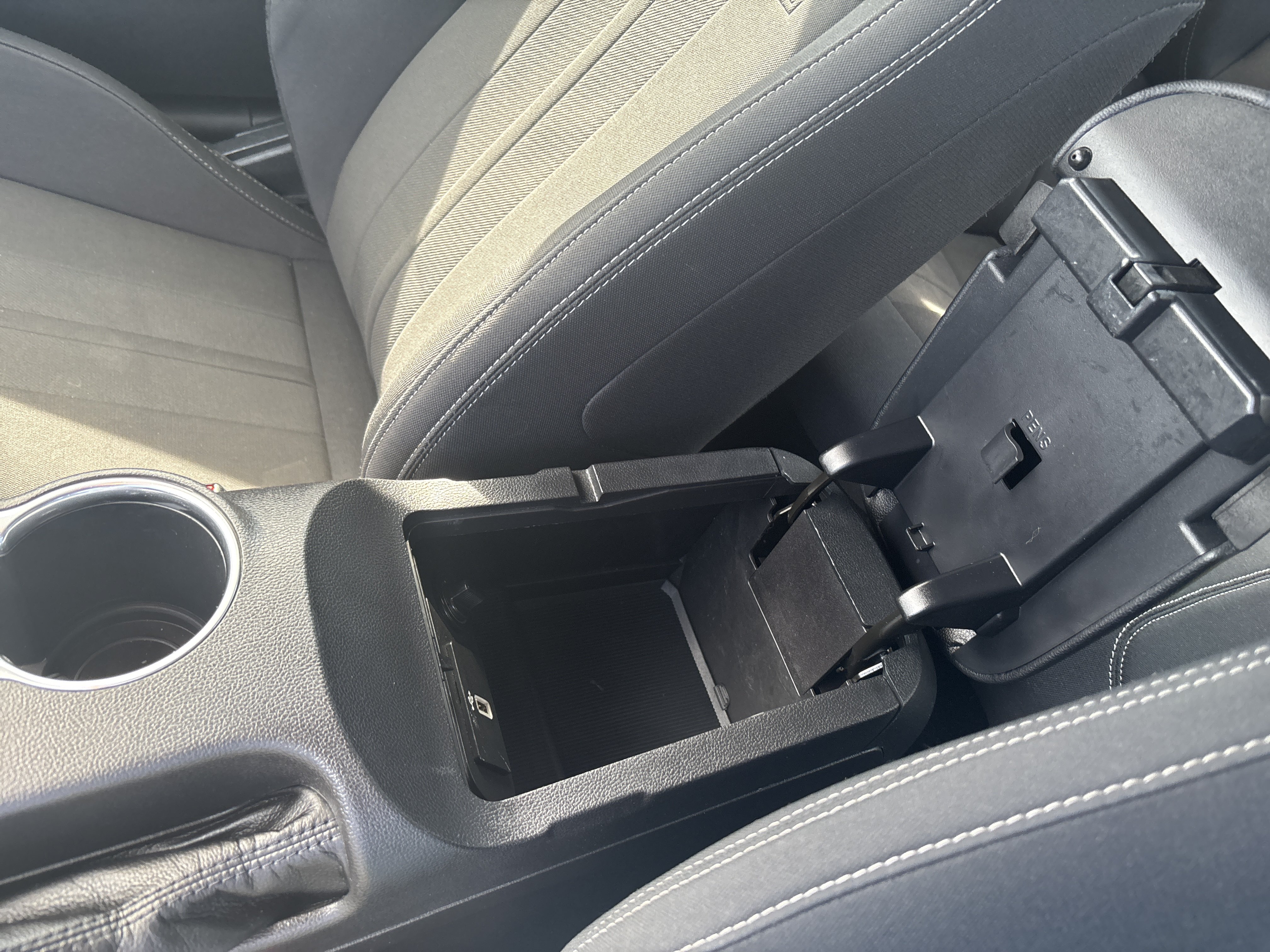 Used 2019 Ford Mustang Coupe RWD image 23