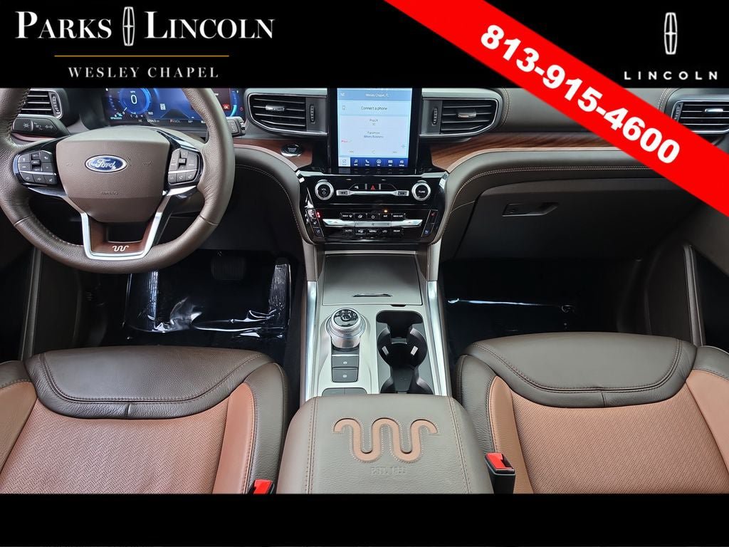Used 2024 Ford Explorer King Ranch w/ Technology Package RWD image 11