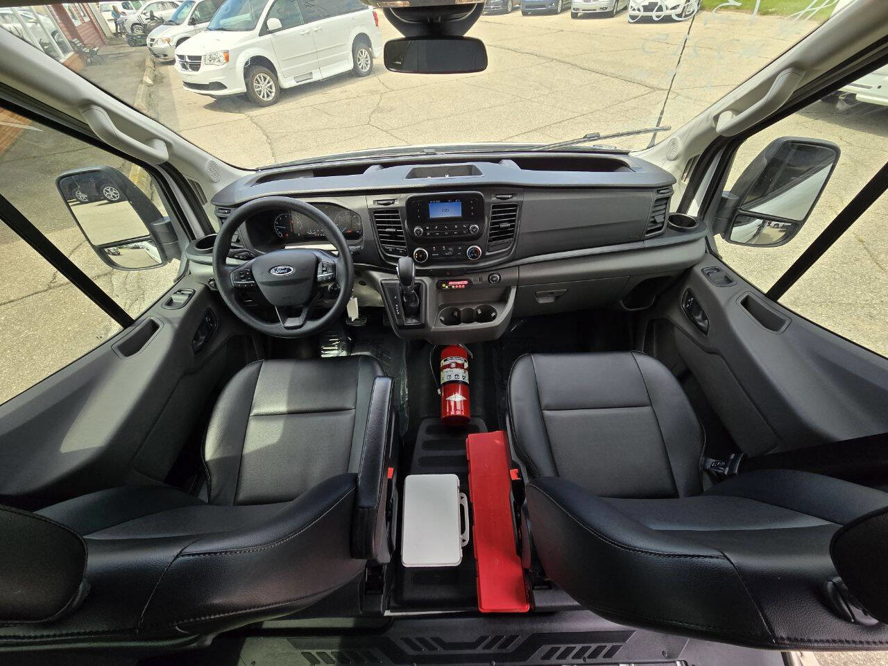 Used 2023 Ford Transit 350 XL image 20