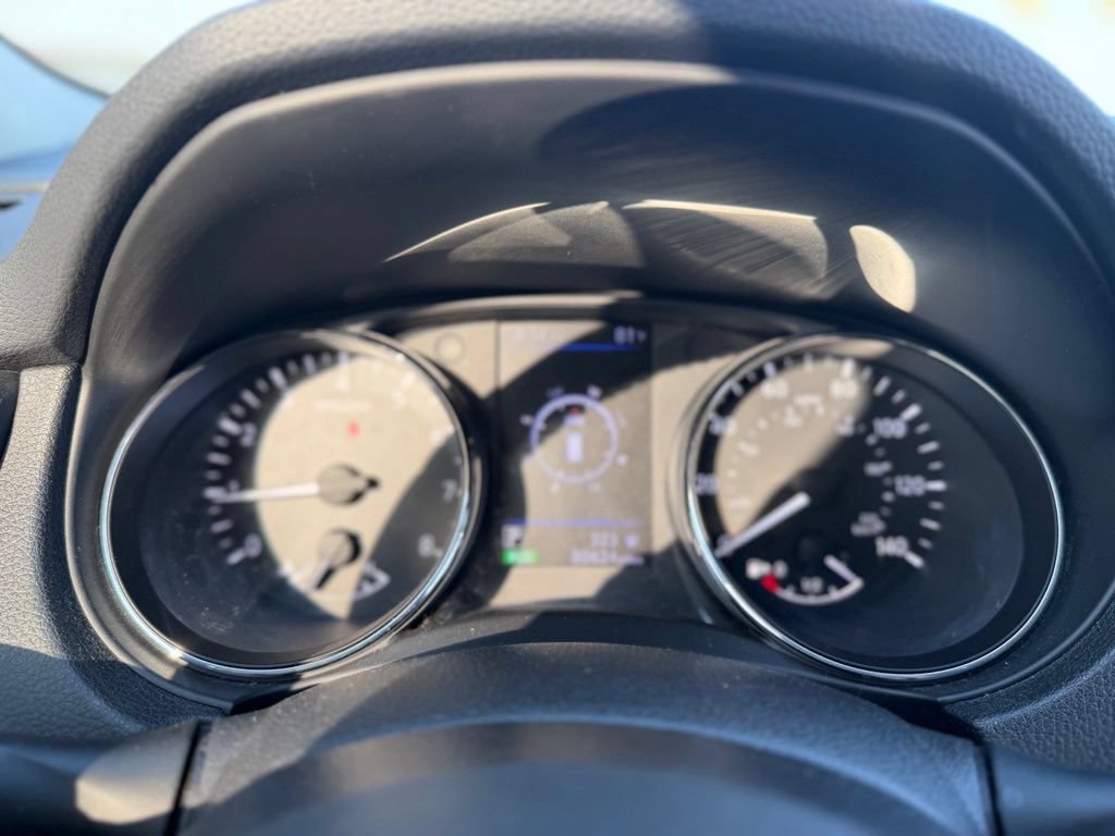 Used 2019 Nissan Rogue SL w/ Premium Package FWD image 10
