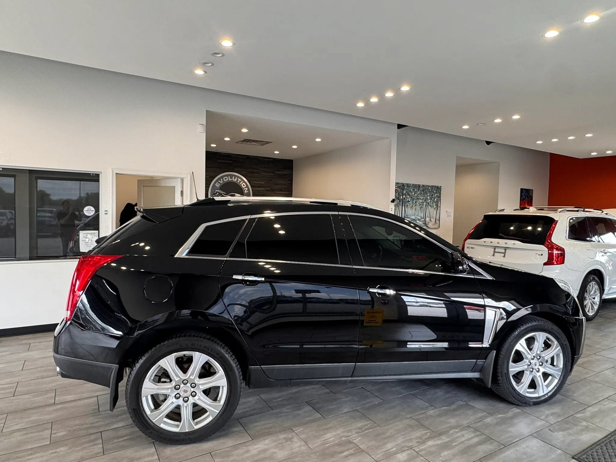 Used 2016 Cadillac SRX Premium FWD image 5