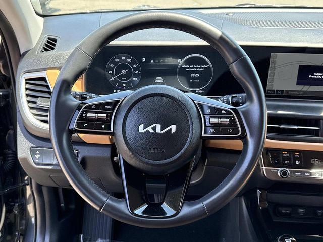 Used 2025 Kia Seltos EX w/ EX Sunroof Package AWD/4WD image 19