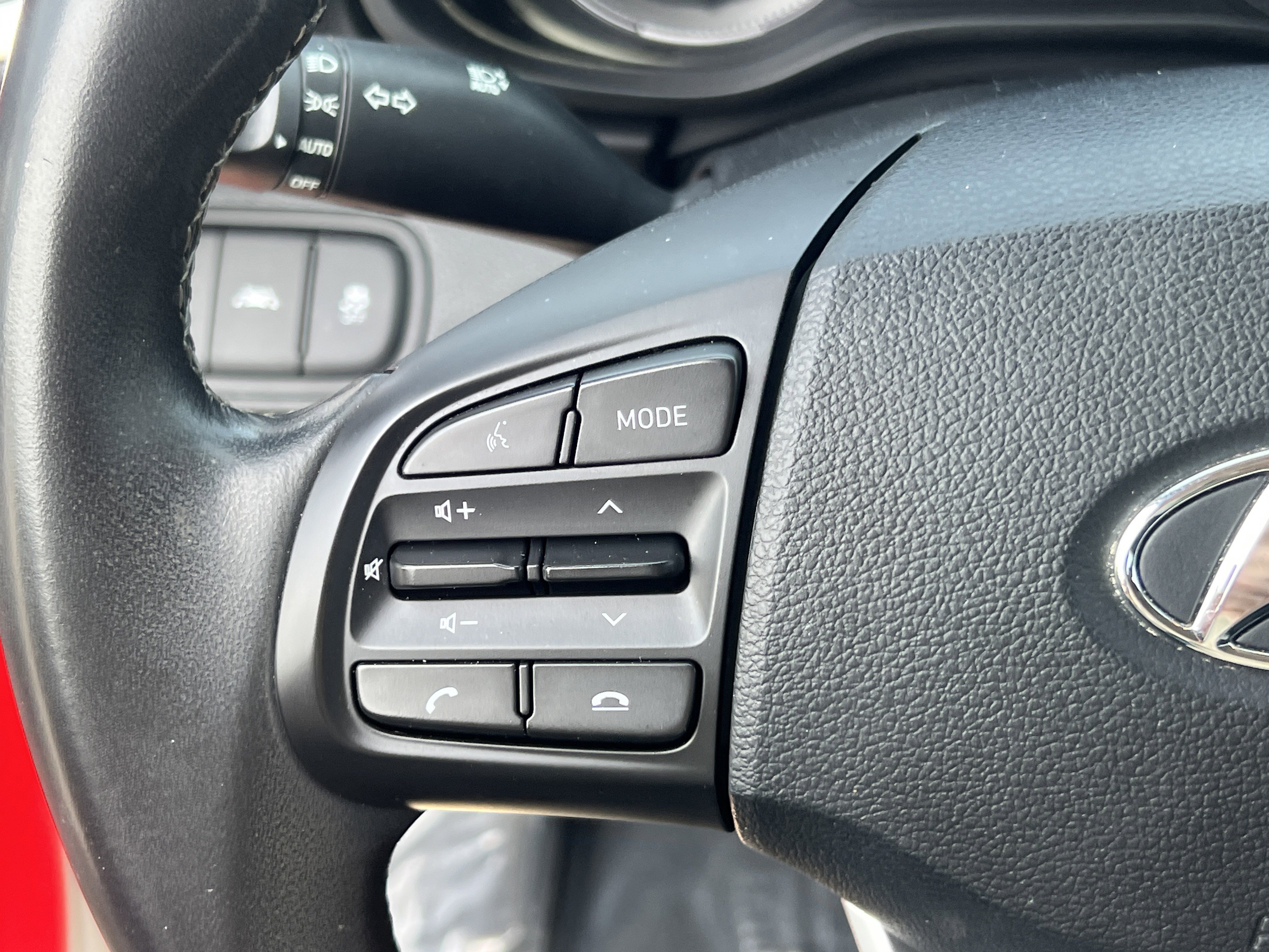 Used 2022 Hyundai Venue SEL image 27