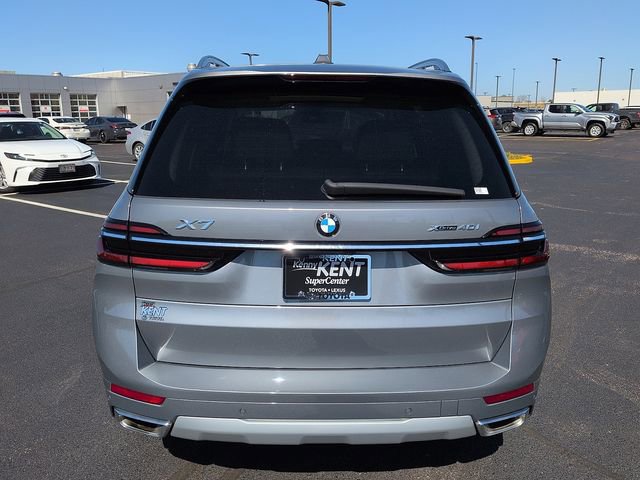 Used 2024 BMW X7 xDrive40i image 5
