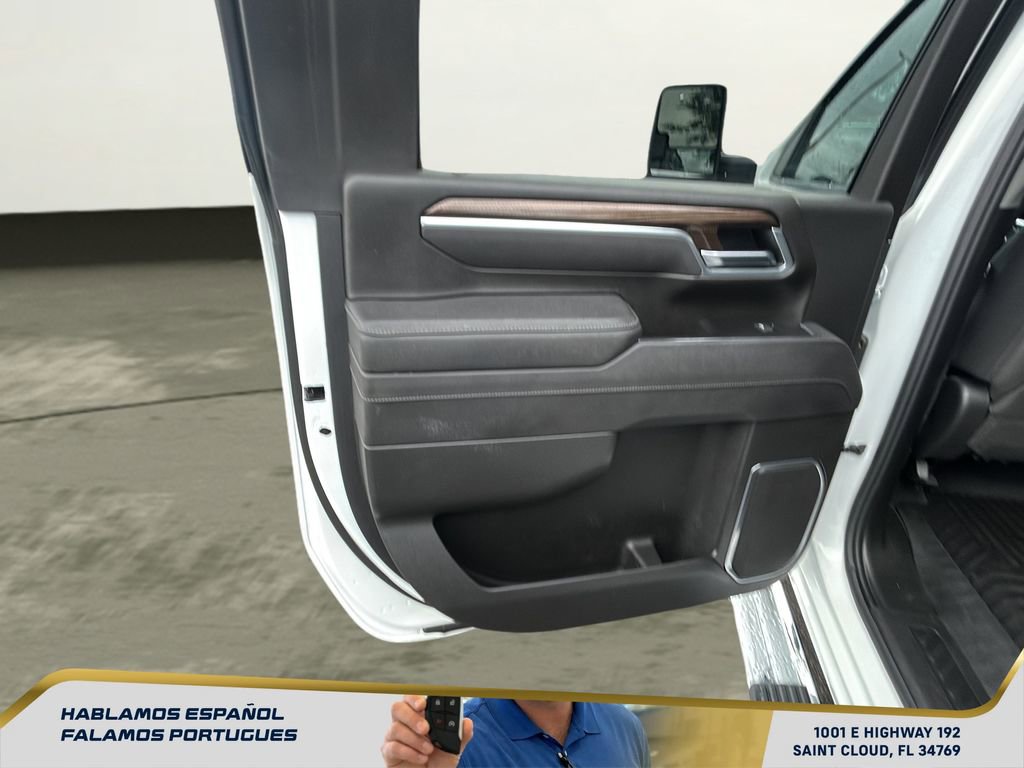 Used 2025 Chevrolet Silverado 2500 LT w/ Convenience Package image 26