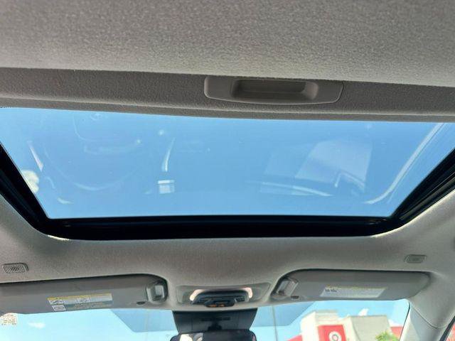 Certified 2023 Toyota Corolla Cross LE w/ Moonroof Package AWD/4WD image 11