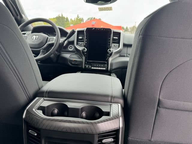 New 2026 RAM 2500 Big Horn AWD/4WD image 31