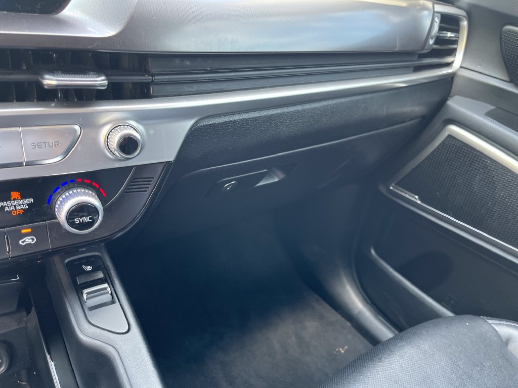 Used 2023 Kia Telluride S AWD/4WD image 28