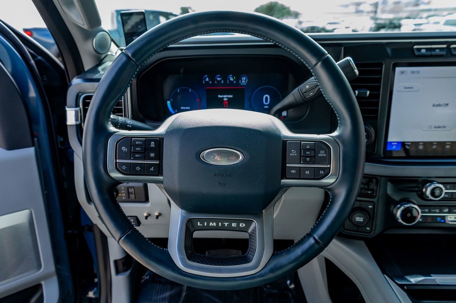 Used 2023 Ford F350 Limited w/ FX4 Off-Road Package image 18