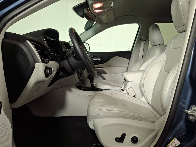 Used 2020 Jeep Cherokee Limited FWD image 15