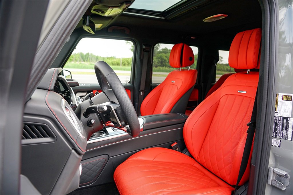 Used 2025 Mercedes-Benz G 63 AMG 4MATIC image 16