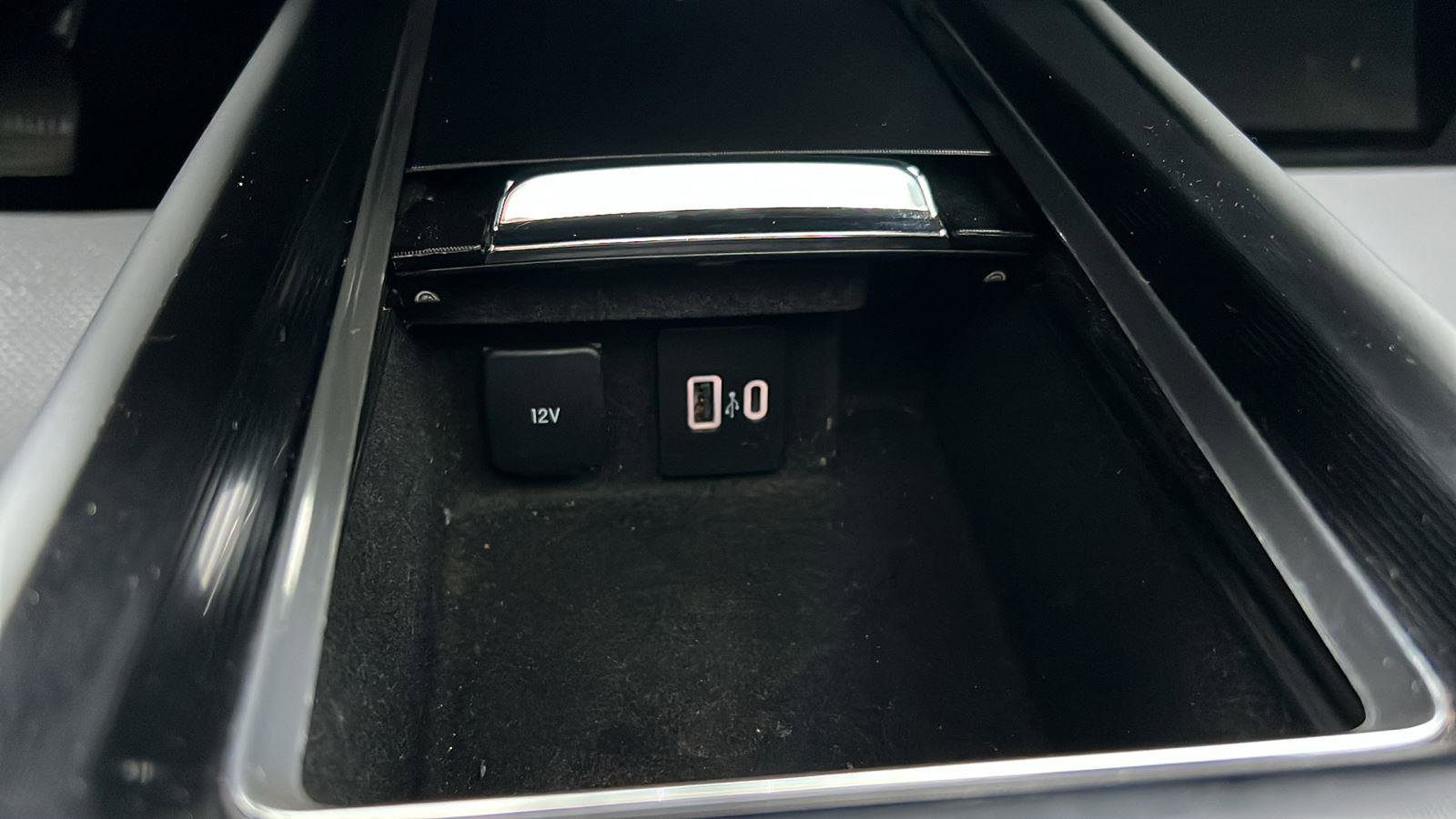 Used 2022 Lincoln Corsair Reserve w/ Elements Package image 26