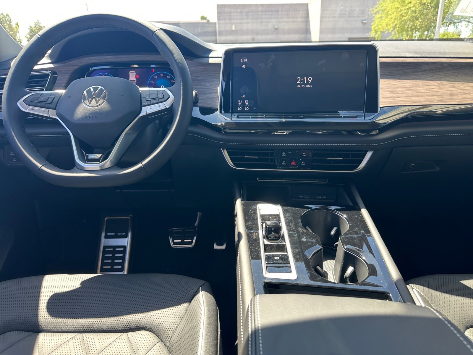 New 2025 Volkswagen Atlas SEL Premium R-Line image 20