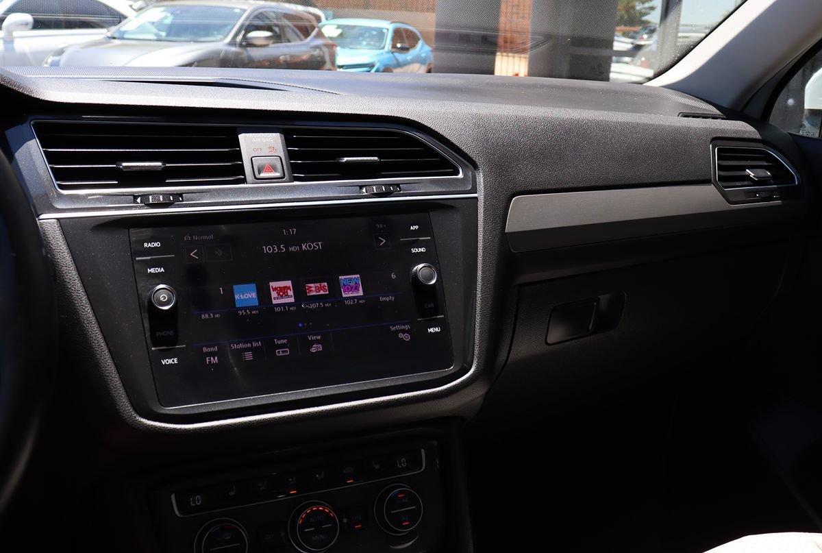 Used 2019 Volkswagen Tiguan SE w/ Panoramic Sunroof Package AWD/4WD image 43
