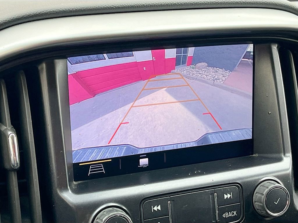 Used 2022 Chevrolet Colorado LT w/ LT Convenience Package AWD/4WD image 14