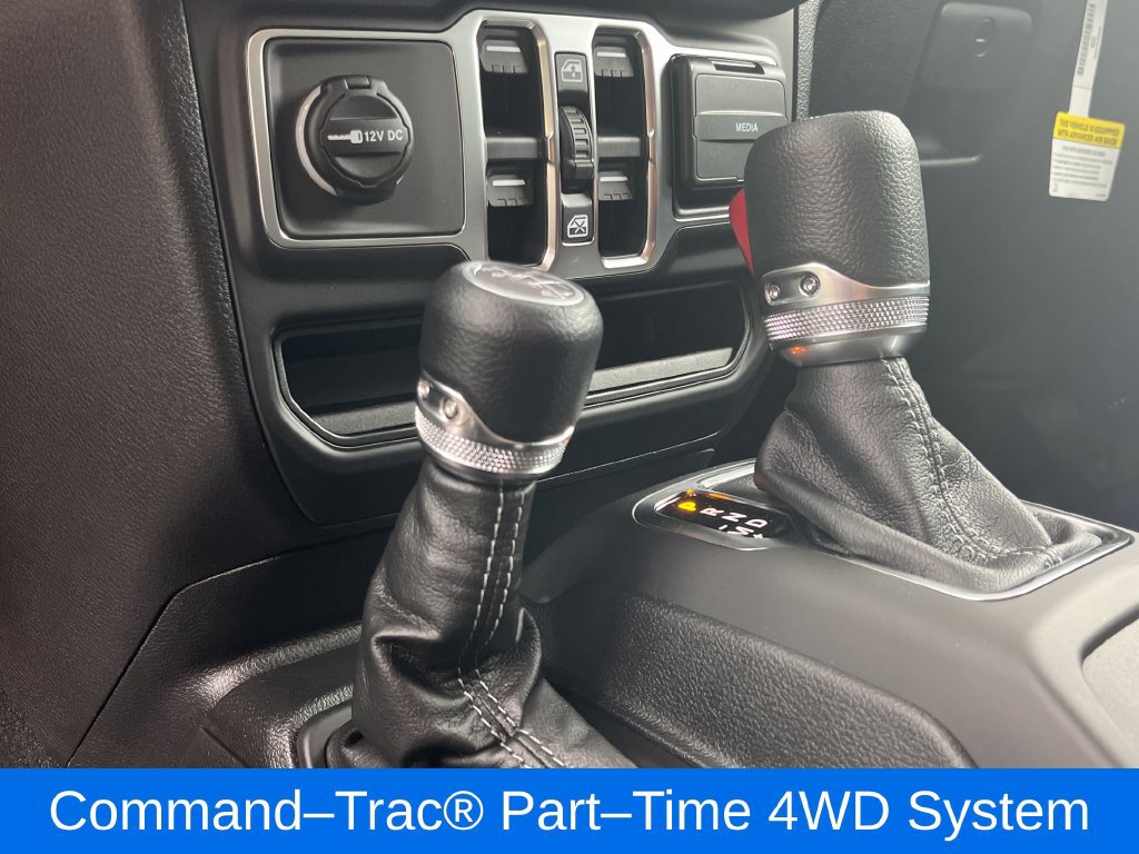 New 2026 Jeep Gladiator Sport AWD/4WD image 13