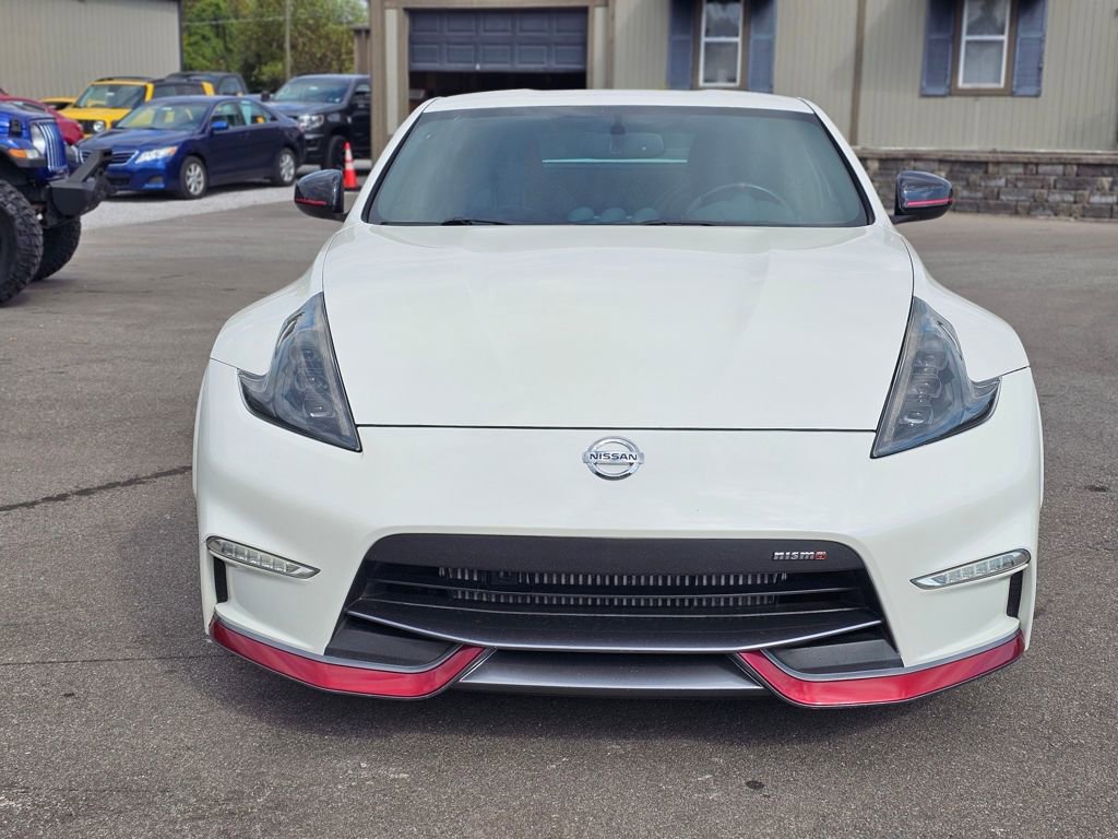 Used 2015 Nissan 370Z NISMO image 3