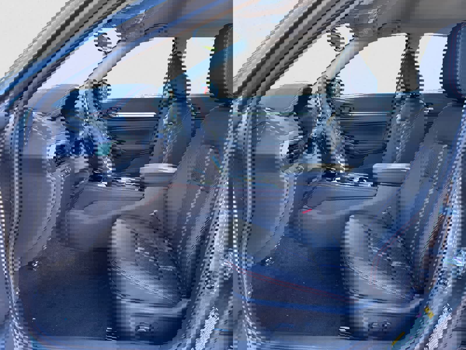 New 2025 Nissan Altima 2.5 SR image 16