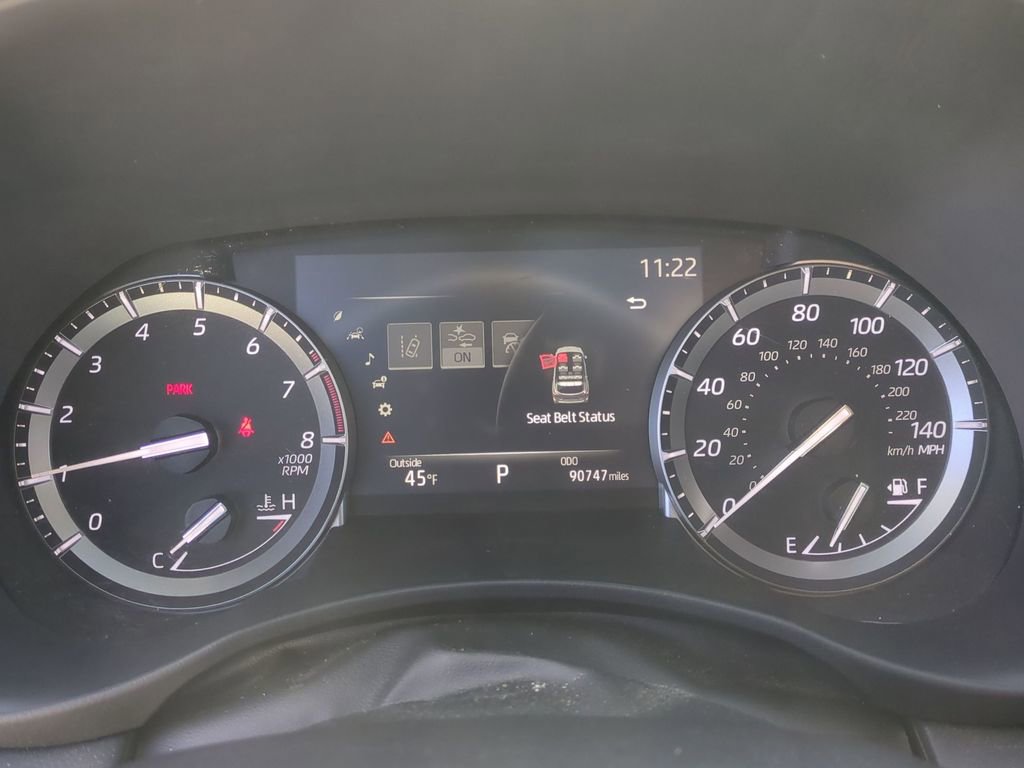 Used 2021 Toyota Highlander XLE image 16