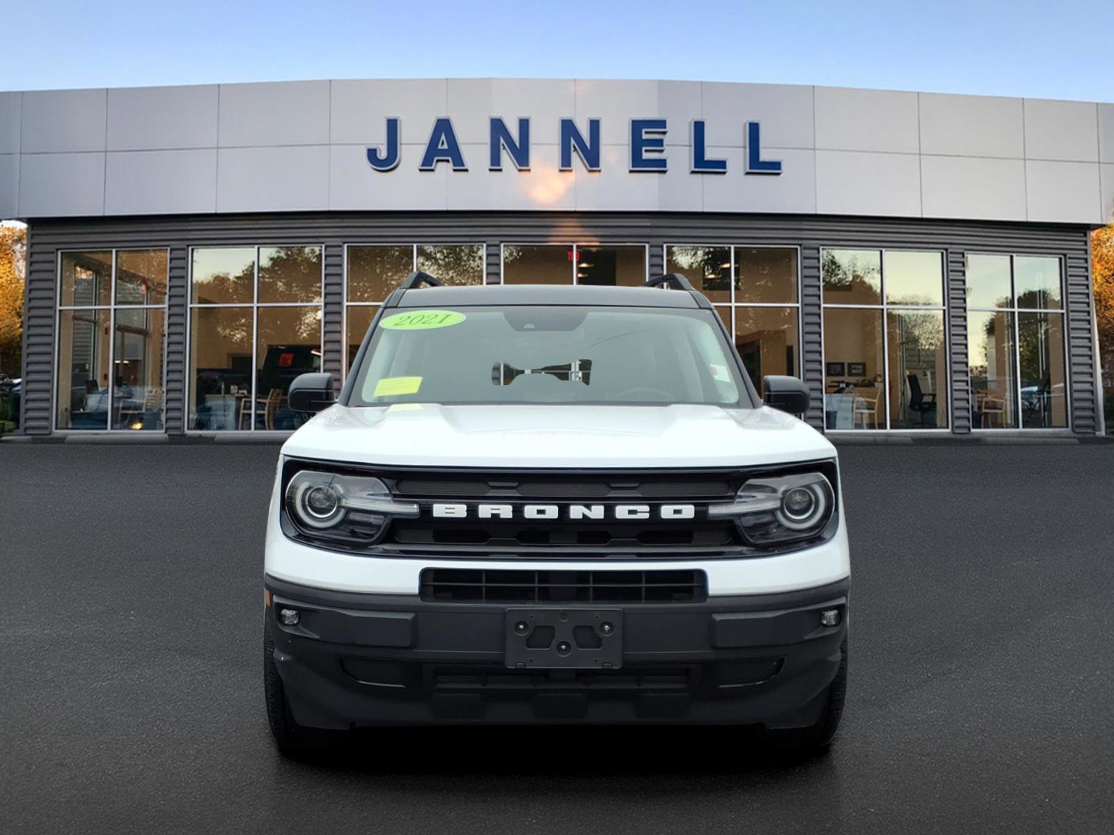 Used 2021 Ford Bronco Sport Outer Banks image 2