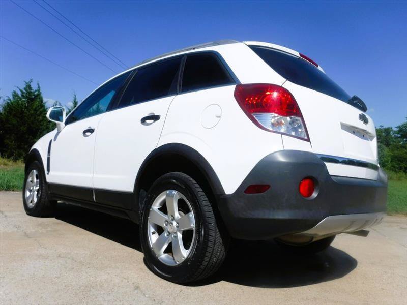 Used 2012 Chevrolet Captiva Sport LS FWD image 13