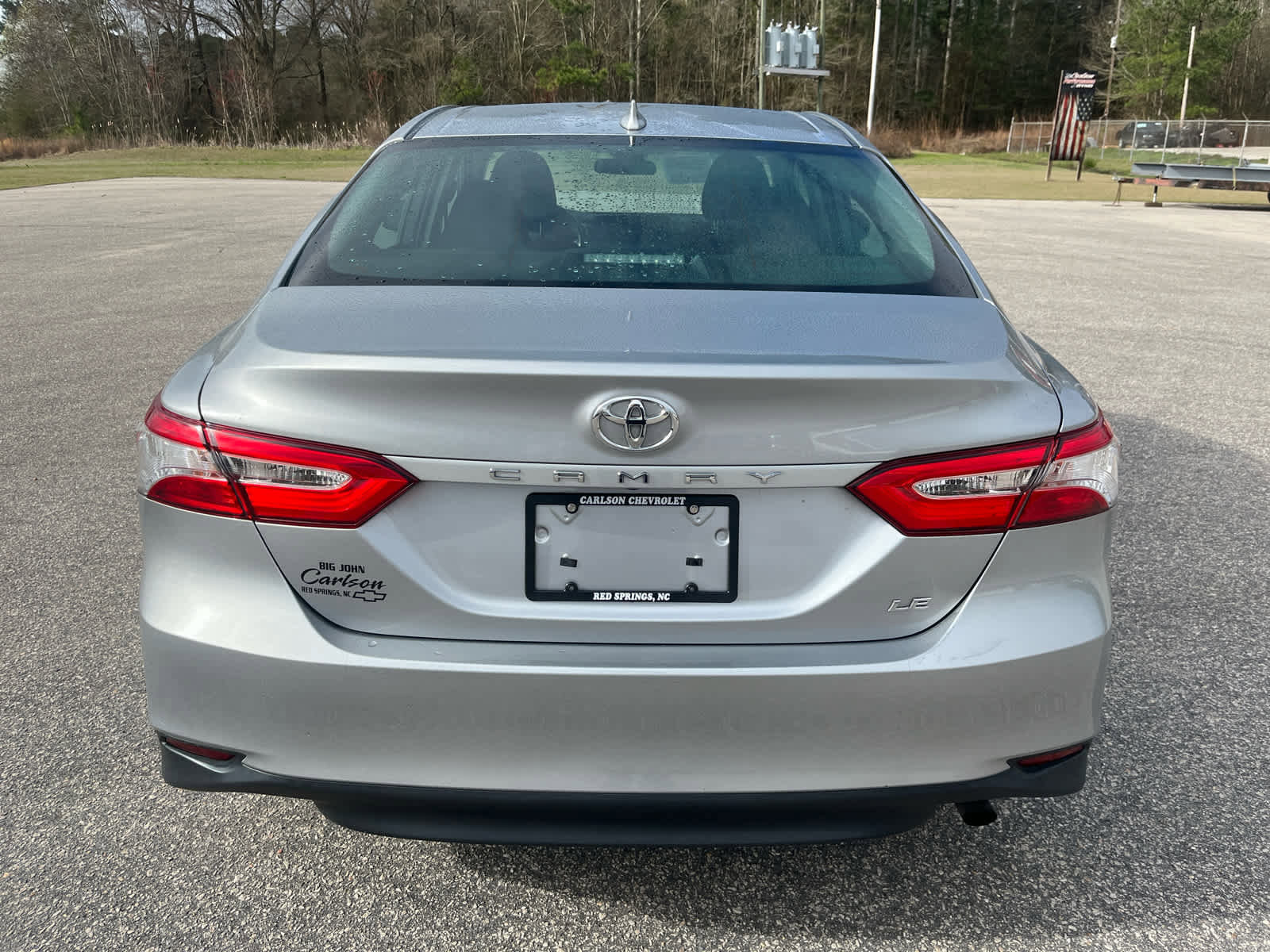 Used 2020 Toyota Camry LE image 10