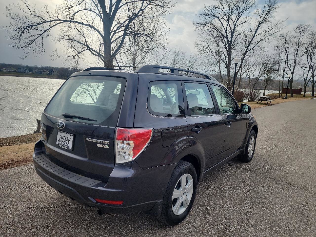 Used 2013 Subaru Forester 2.5X AWD/4WD image 5