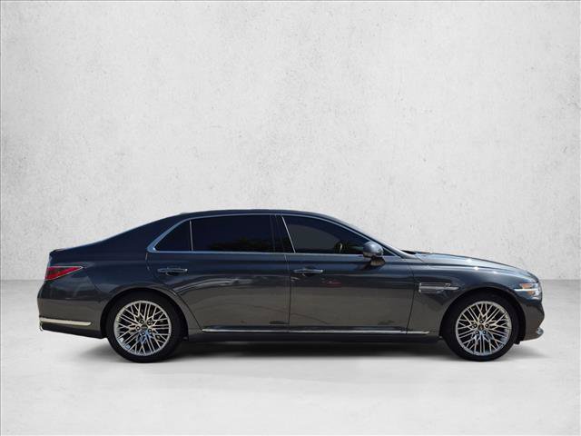 Used 2022 Genesis G90 3.3T Premium RWD image 4