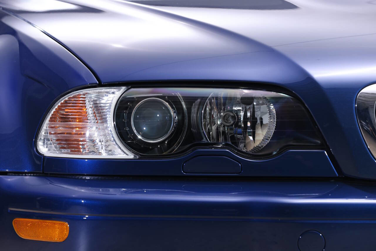 Used 2004 BMW M3 Coupe image 12