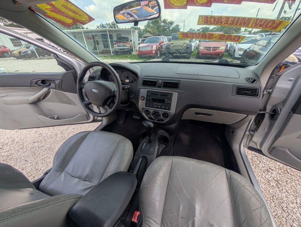 Used 2007 Ford Focus SES FWD image 14